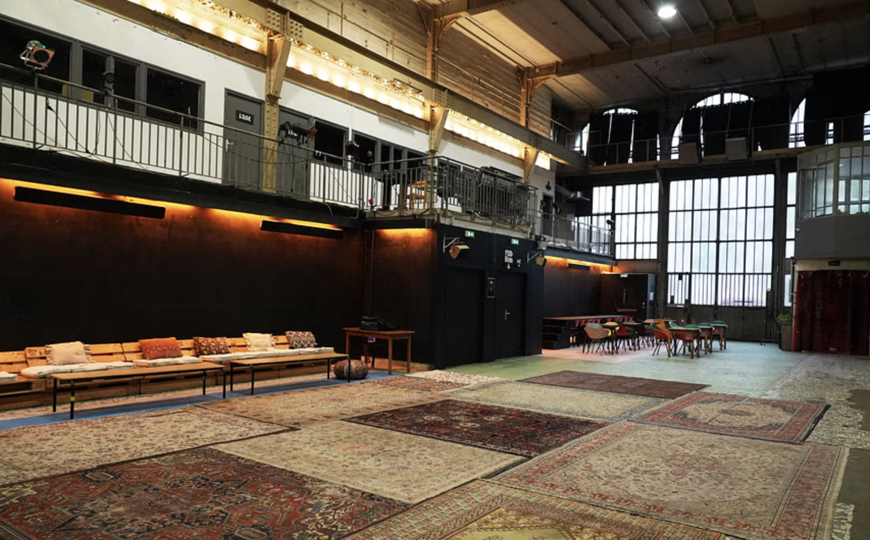 Le consulat voltaire paris _ 8